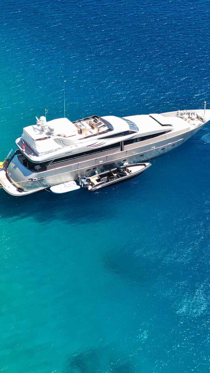 card_image_03 https://venusofmilos.glocaldms.com/wp-content/uploads/2023/01/card_image_03-720x1280.jpg